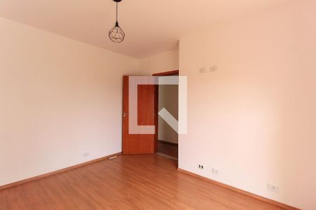 Casa à venda com 215m², 3 quartos e 6 vagasQuarto 3