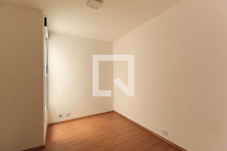 Casa à venda com 215m², 3 quartos e 6 vagasQuarto 2