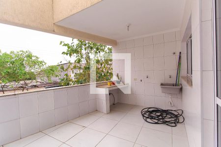Casa à venda com 215m², 3 quartos e 6 vagasÁrea de Serviço