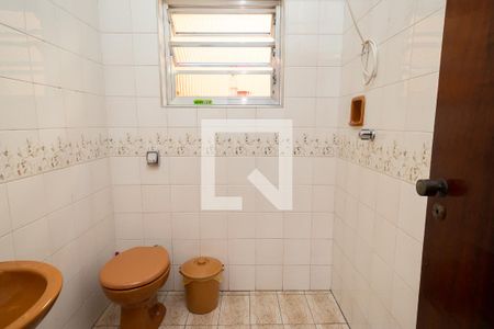 Casa à venda com 234m², 3 quartos e 5 vagasBanheiro 1