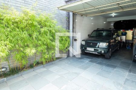 Casa à venda com 234m², 3 quartos e 5 vagasGaragem 