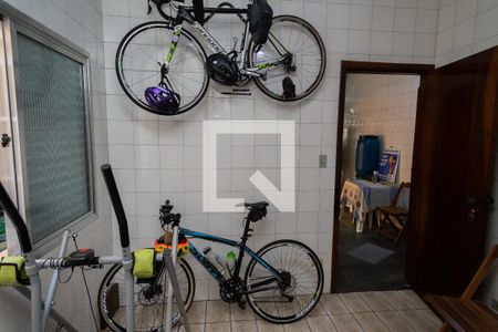 Casa à venda com 234m², 3 quartos e 5 vagasQuarto 2 - Garagem 