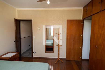 Casa à venda com 234m², 3 quartos e 5 vagasSuíte 