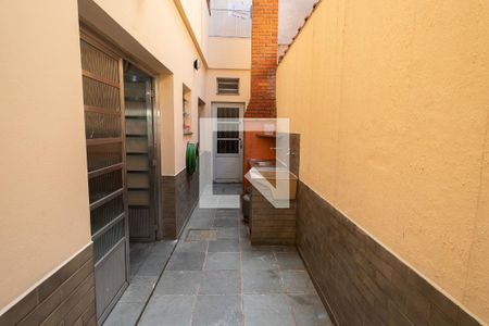 Casa à venda com 234m², 3 quartos e 5 vagasÁrea - Churrasqueira