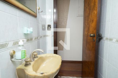 Casa à venda com 234m², 3 quartos e 5 vagasLavabo 