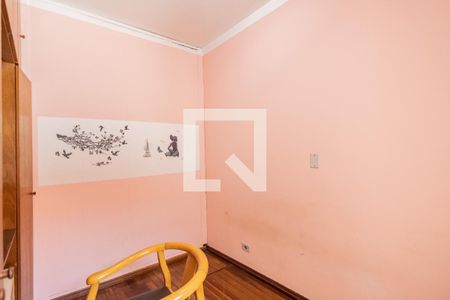 Casa à venda com 300m², 4 quartos e 2 vagas Casa à venda com 300m², 4 quartos e 2 vagasQuarto 2