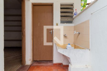 Casa à venda com 304m², 4 quartos e 5 vagasÁrea de Serviço