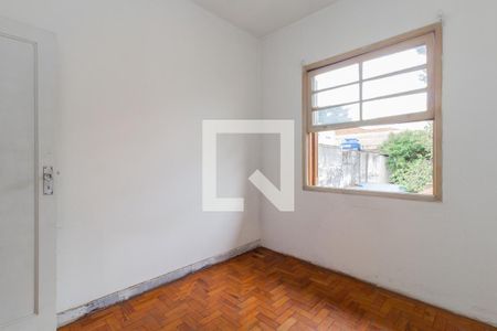 Casa à venda com 304m², 4 quartos e 5 vagasQuarto 2