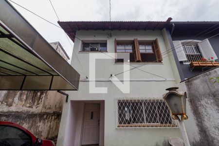 Casa à venda com 304m², 4 quartos e 5 vagasFachada