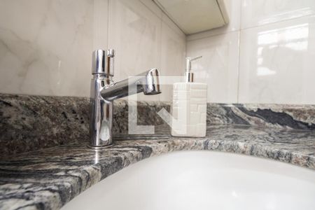 Casa à venda com 122m², 3 quartos e 3 vagasBanheiro 