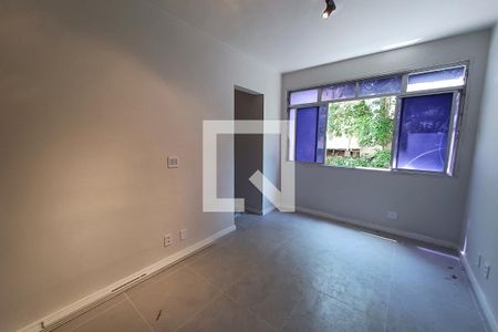 Sala de apartamento para alugar com 2 quartos, 60m² em Santa Rosa, Niterói