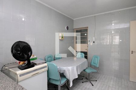 Apartamento à venda com 180m², 3 quartos e 4 vagasCozinha