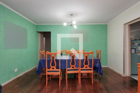 Apartamento à venda com 180m², 3 quartos e 4 vagasSala