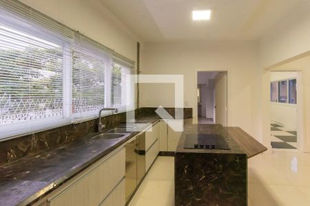 Casa de condomínio para alugar com 460m², 5 quartos e 4 vagasCozinha