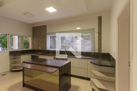 Casa de condomínio para alugar com 460m², 5 quartos e 4 vagasCozinha