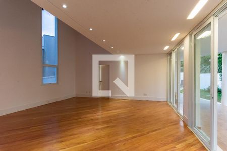 Sala de casa de condomínio para alugar com 5 quartos, 460m² em Loteamento Parque São Martinho, Campinas