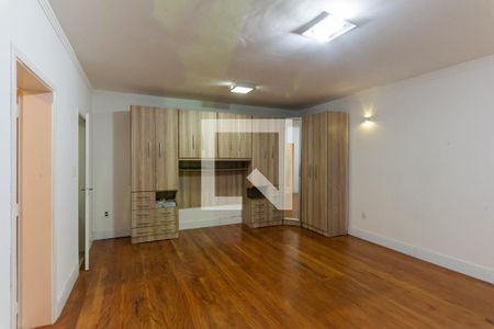 Casa de condomínio para alugar com 460m², 5 quartos e 4 vagasSuíte 4