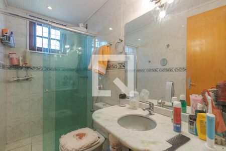 Casa à venda com 200m², 3 quartos e 1 vagaQuarto Suíte - Banheiro