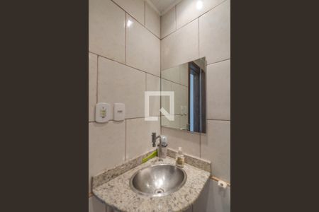 Casa à venda com 200m², 3 quartos e 1 vagaBanheiro