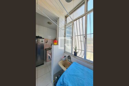 Apartamento à venda com 65m², 2 quartos e 1 vagaÁrea de Serviço