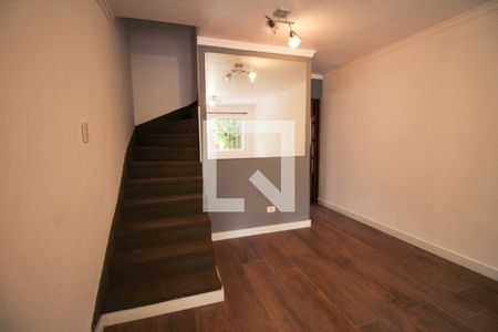 Sala de casa para alugar com 2 quartos, 90m² em Jardim Taquaral, São Paulo