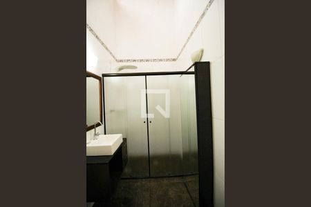 Casa para alugar com 90m², 2 quartos e 1 vagabanheiro 