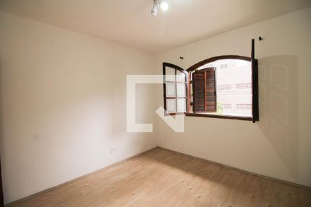 Quarto 2 de casa para alugar com 2 quartos, 90m² em Jardim Taquaral, São Paulo