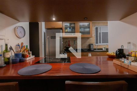 Apartamento à venda com 80m², 2 quartos e 2 vagascozinha