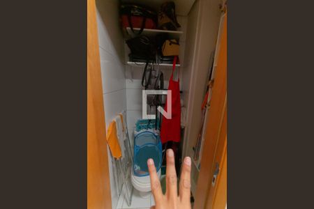 Apartamento à venda com 80m², 2 quartos e 2 vagasbanheiro 3