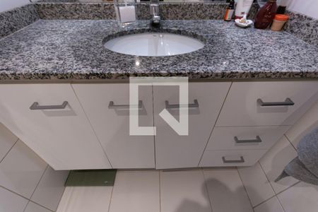 Apartamento à venda com 80m², 2 quartos e 2 vagasBanheiro da Suíte 1