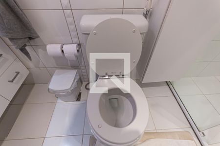 Apartamento à venda com 80m², 2 quartos e 2 vagasBanheiro da Suíte 1