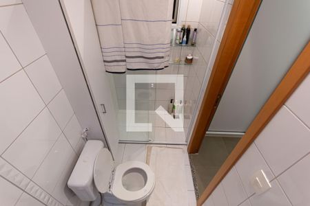 Apartamento à venda com 80m², 2 quartos e 2 vagasBanheiro da Suíte 1