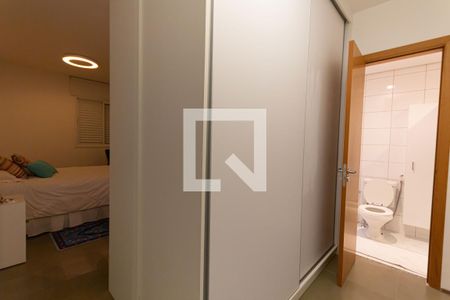 Apartamento à venda com 80m², 2 quartos e 2 vagasQuarto 1 - Armários