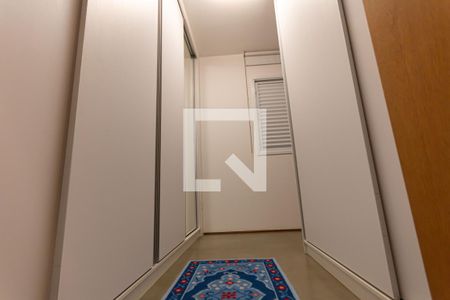 Apartamento à venda com 80m², 2 quartos e 2 vagasQuarto 1 - Armários