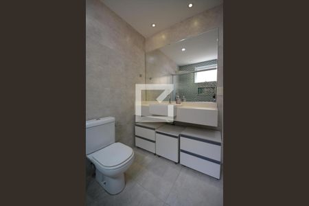 Apartamento para alugar com 100m², 2 quartos e 2 vagasBanheiro Social