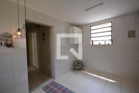 Apartamento para alugar com 100m², 2 quartos e 2 vagasCozinha