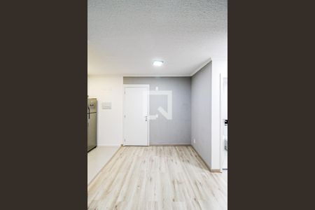 Sala de apartamento para alugar com 2 quartos, 41m² em Santo Amaro, São Paulo