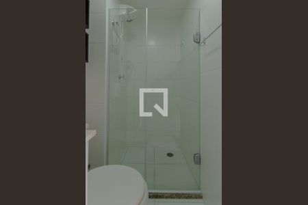 Banheiro de apartamento para alugar com 1 quarto, 29m² em Jardim da Glória, São Paulo