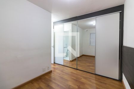 Suíte  de apartamento para alugar com 2 quartos, 54m² em Vila das Belezas, São Paulo