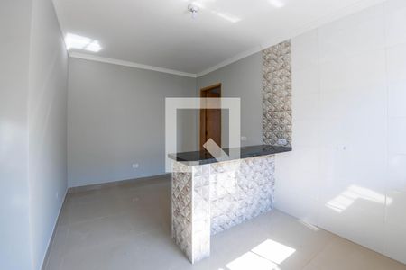 Sala/Cozinha de casa para alugar com 2 quartos, 50m² em Parque Independência, São Paulo