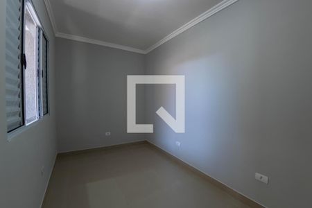 Quarto de casa para alugar com 2 quartos, 50m² em Parque Independência, São Paulo