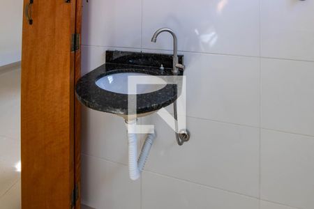 Casa para alugar com 50m², 2 quartos e sem vaga Casa para alugar com 50m², 2 quartos e sem vagaBanheiro