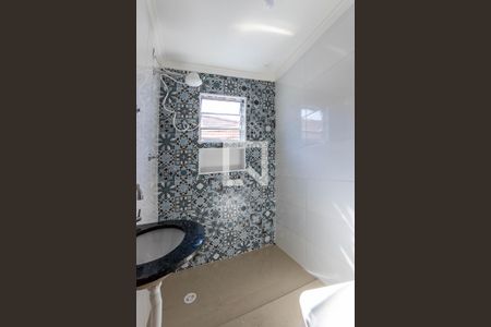 Casa para alugar com 50m², 2 quartos e sem vaga Casa para alugar com 50m², 2 quartos e sem vagaBanheiro