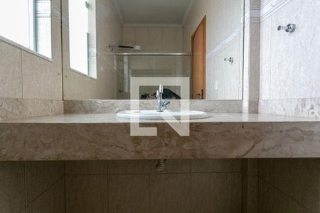 Casa à venda com 245m², 3 quartos e 3 vagasBanheiro