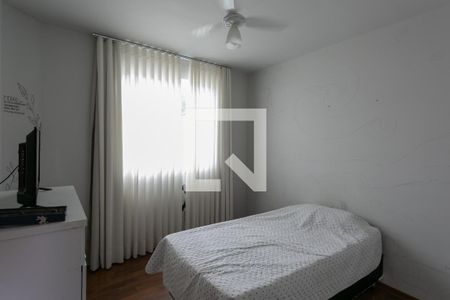 Casa à venda com 245m², 3 quartos e 3 vagasQuarto 2