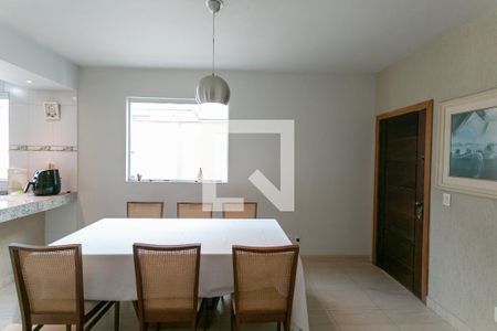 Casa à venda com 245m², 3 quartos e 3 vagasCopa