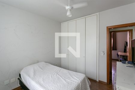 Casa à venda com 245m², 3 quartos e 3 vagasQuarto 2