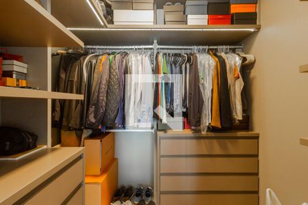 Apartamento à venda com 280m², 4 quartos e 4 vagasCloset Suíte 