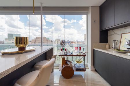 Varanda de apartamento à venda com 4 quartos, 280m² em Vila Nova Conceição, São Paulo