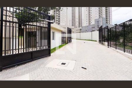 Apartamento para alugar com 64m², 3 quartos e 1 vagaFachada